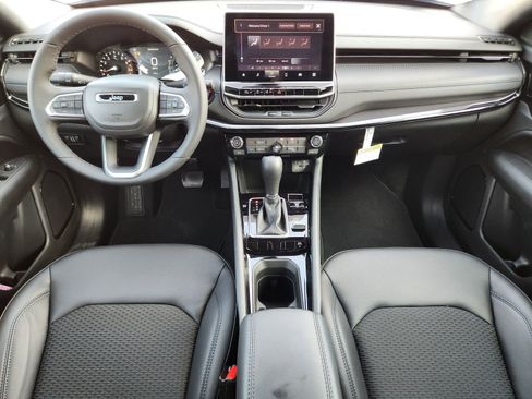 New 2026 Jeep Compass Latitude AWD/4WD image 22
