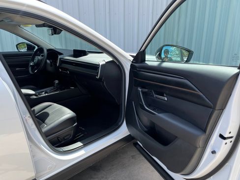 Certified 2026 MAZDA CX-50 AWD 2.5 Hybrid w/ Cargo Package image 17