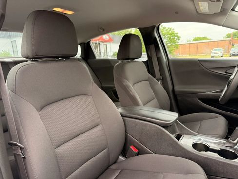 Used 2020 Chevrolet Malibu LT FWD image 29