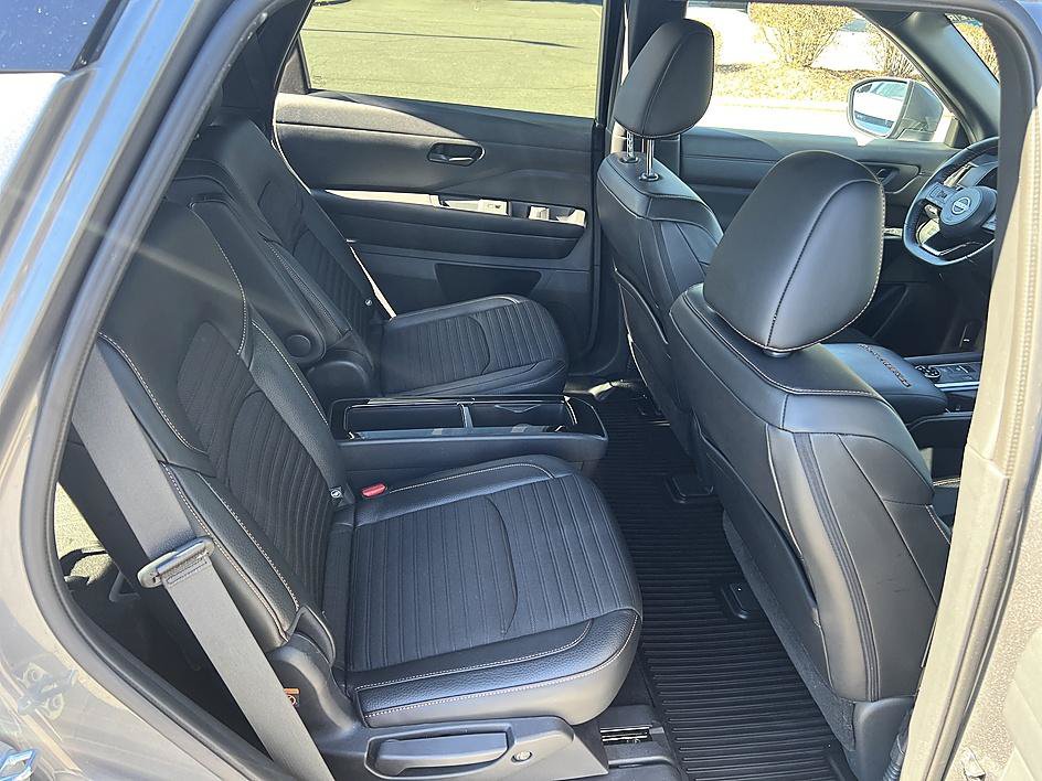 Used 2024 Nissan Pathfinder Rock Creek AWD/4WD image 16