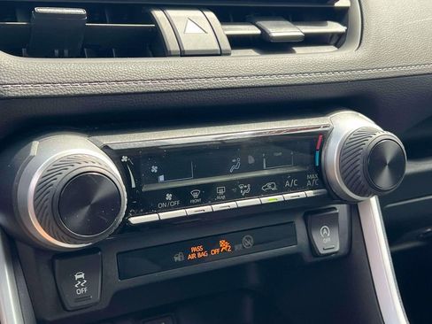 Used 2023 Toyota RAV4 LE image 32