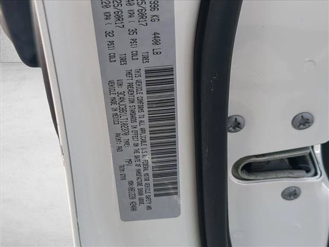 Used 2020 Jeep Compass Latitude FWD image 17