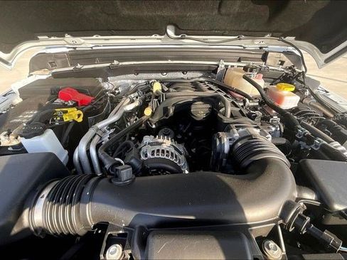 Used 2024 Jeep Wrangler Unlimited Rubicon image 11