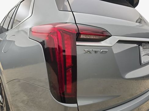Used 2023 Cadillac XT6 Premium Luxury w/ LPO, Floor Liner Package FWD image 35