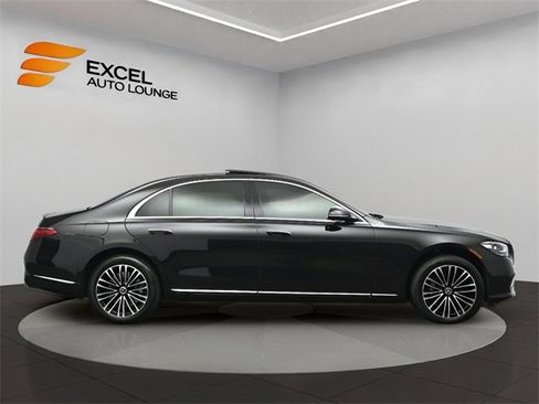 Used 2023 Mercedes-Benz S 580e 4MATIC Sedan image 6