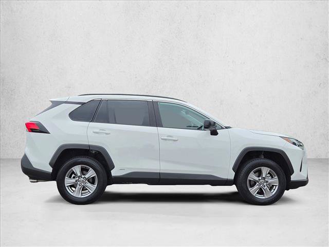 Certified 2025 Toyota RAV4 LE AWD/4WD image 4