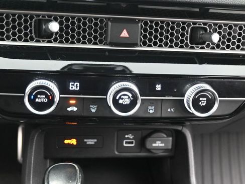 Used 2022 Honda Civic Sport image 15