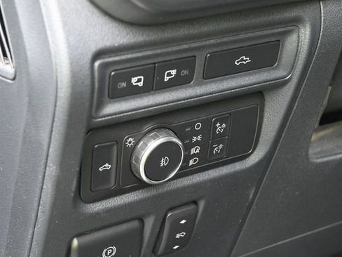 Used 2022 Ford F150 Platinum w/ Equipment Group 701A High AWD/4WD image 19