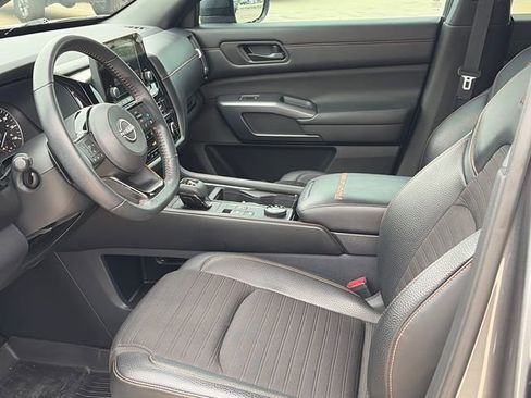Used 2023 Nissan Pathfinder Rock Creek image 19