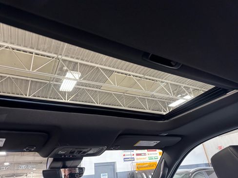 New 2026 GMC Sierra 1500 AT4 w/ AT4 Premium Package AWD/4WD image 15