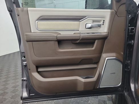 Used 2025 RAM 2500 Laramie image 17