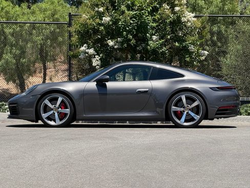 Certified 2020 Porsche 911 Carrera S RWD image 2