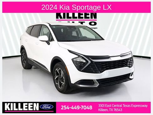 Used 2024 Kia Sportage LX FWD image 1