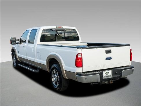 Used 2011 Ford F250 Lariat w/ Lariat Interior Pkg RWD image 3