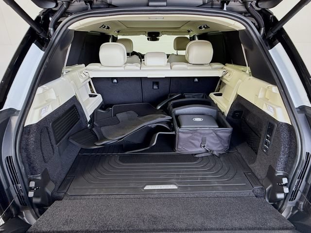 New 2026 Land Rover Range Rover Long Wheelbase SE AWD/4WD image 28