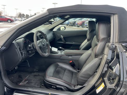 Used 2012 Chevrolet Corvette Grand Sport w/ 3LT Preferred Equipment Group image 7