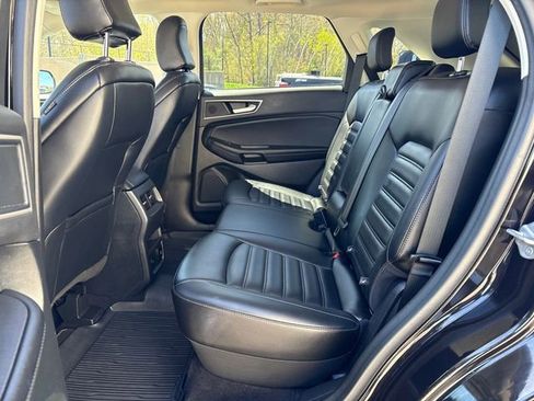 Used 2022 Ford Edge SEL w/ Convenience Package AWD/4WD image 16