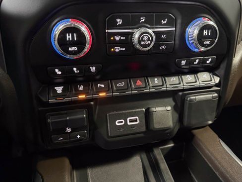 Used 2023 GMC Sierra 2500 Denali w/ Denali Ultimate Package image 34