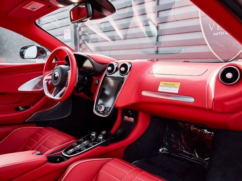 Used 2025 McLaren GTS image 43