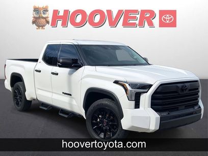 Used 2022 Toyota Tundra SR5 w/ SR5 Convenience Package