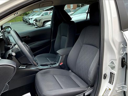 Used 2023 Toyota Corolla LE image 8