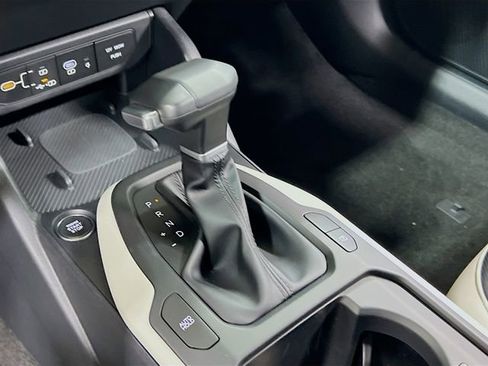 New 2025 Kia K4 GT-Line Turbo image 17