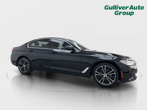 Used 2021 BMW 530i w/ Convenience Package RWD image 12