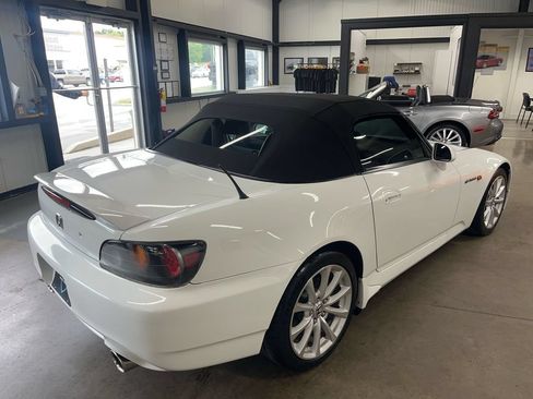Used 2007 Honda S2000 image 18