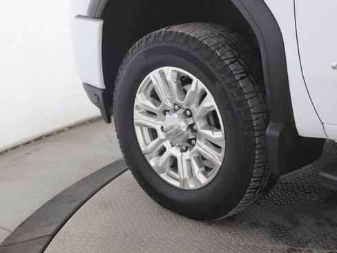 Used 2020 GMC Sierra 3500 Denali image 13