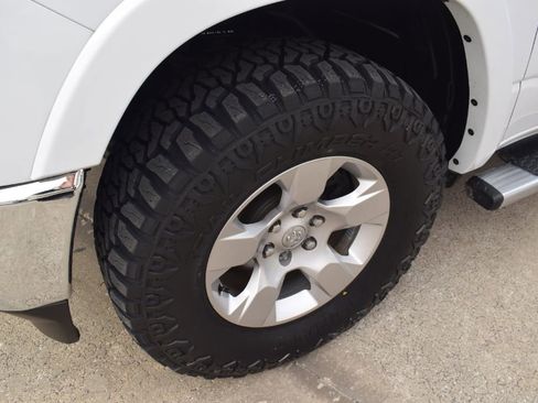 Used 2022 RAM 1500 Laramie image 7