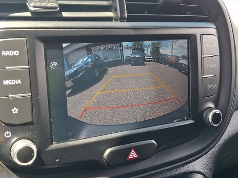 Used 2022 Kia Soul LX FWD image 29