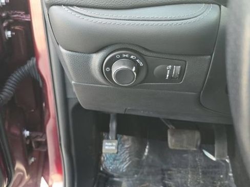 Used 2024 Dodge Durango SXT AWD/4WD image 13
