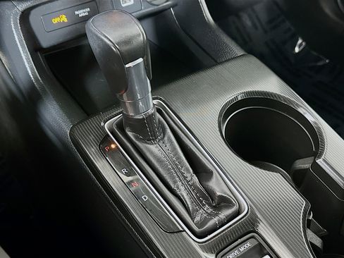 Used 2024 Honda Civic Sport image 16