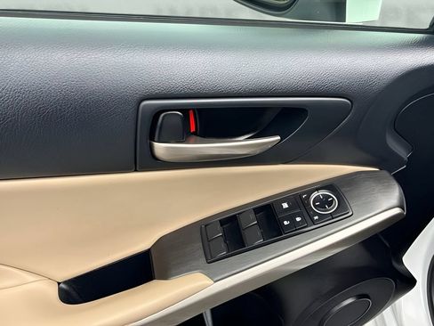 Used 2020 Lexus IS 350 F Sport w/ F Sport Package RWD image 18