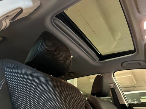 Used 2018 Subaru Outback 2.5i Premium image 16