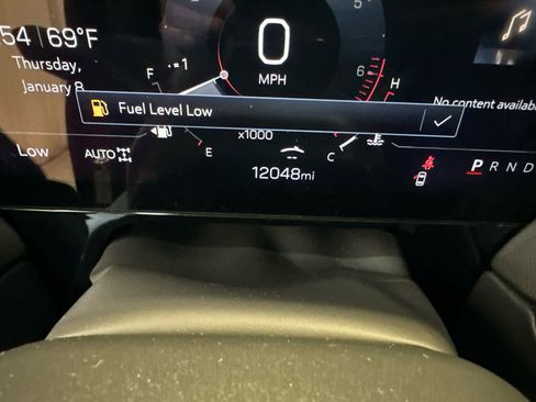 Certified 2025 GMC Yukon XL Elevation image 16