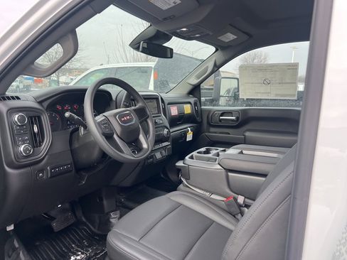 New 2026 GMC Sierra 3500 Pro w/ Convenience Package image 12