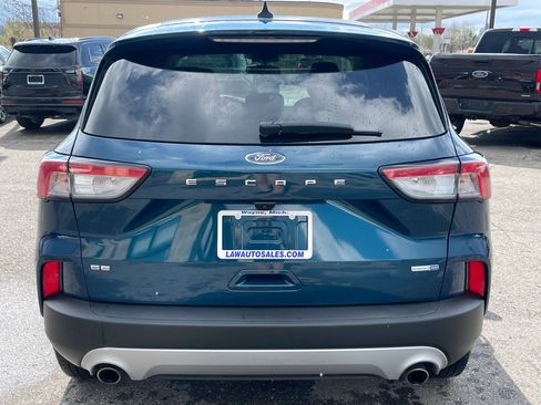 Used 2020 Ford Escape SE image 6