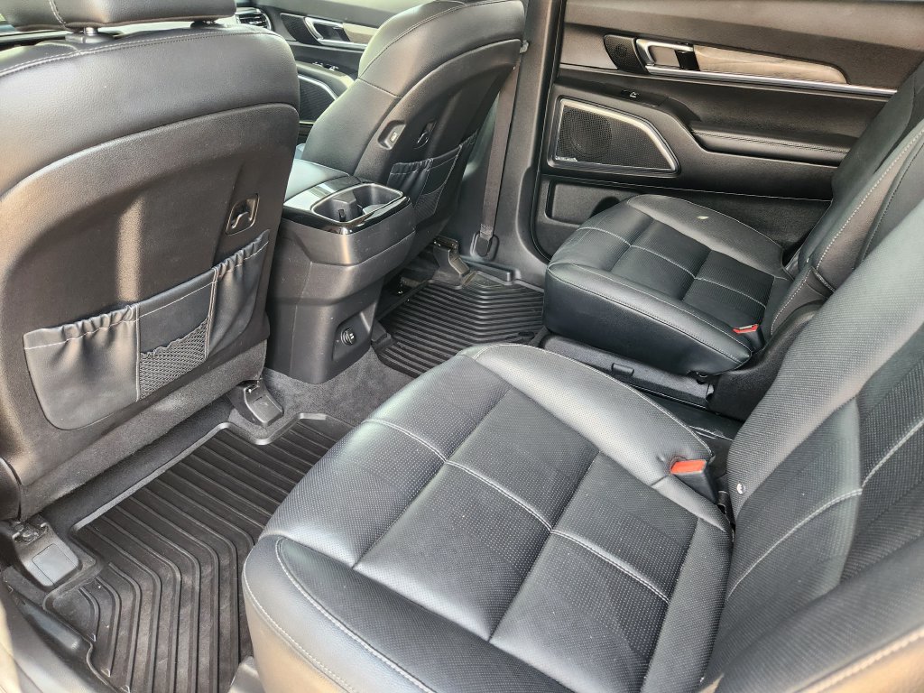 Used 2022 Kia Telluride SX w/ Nightfall Edition Package AWD/4WD image 30