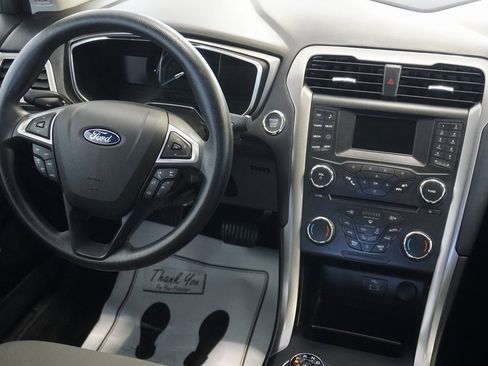 Used 2017 Ford Fusion S image 26