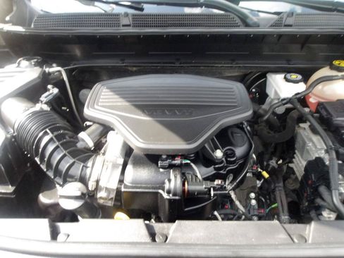 Used 2021 GMC Acadia SLT w/ Elevation Edition FWD image 28