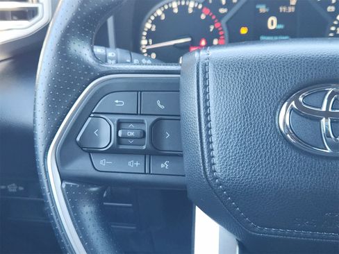 Used 2025 Toyota Tundra SR5 image 25