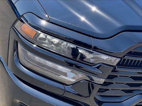 Used 2025 RAM 2500 Big Horn AWD/4WD image 26