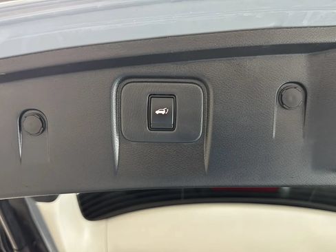 Used 2021 Nissan Murano Platinum w/ Cargo Package FWD image 47