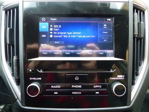 Used 2019 Subaru Crosstrek 2.0i Premium w/ Eyesight System image 27