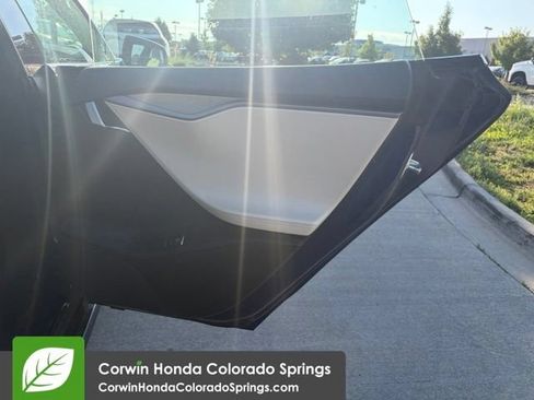 Used 2020 Tesla Model S Long Range AWD/4WD image 21