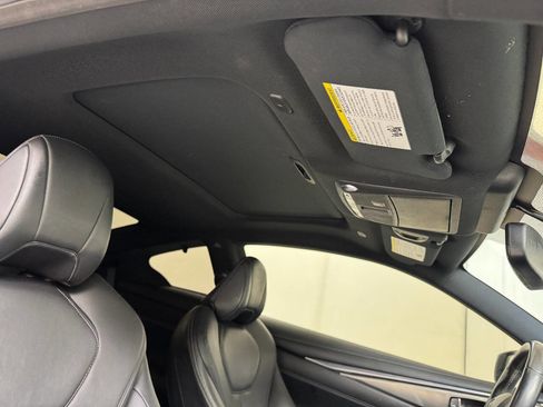 Used 2017 INFINITI Q60 3.0t w/ Premium Plus Package 3.0T image 28