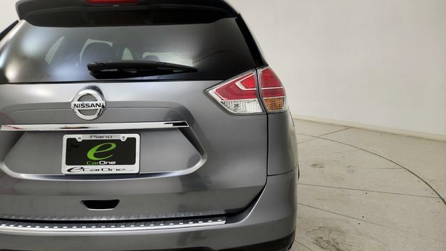Used 2015 Nissan Rogue S FWD image 28