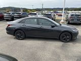 Used 2021 Hyundai Elantra SEL w/ Convenience Package image 4