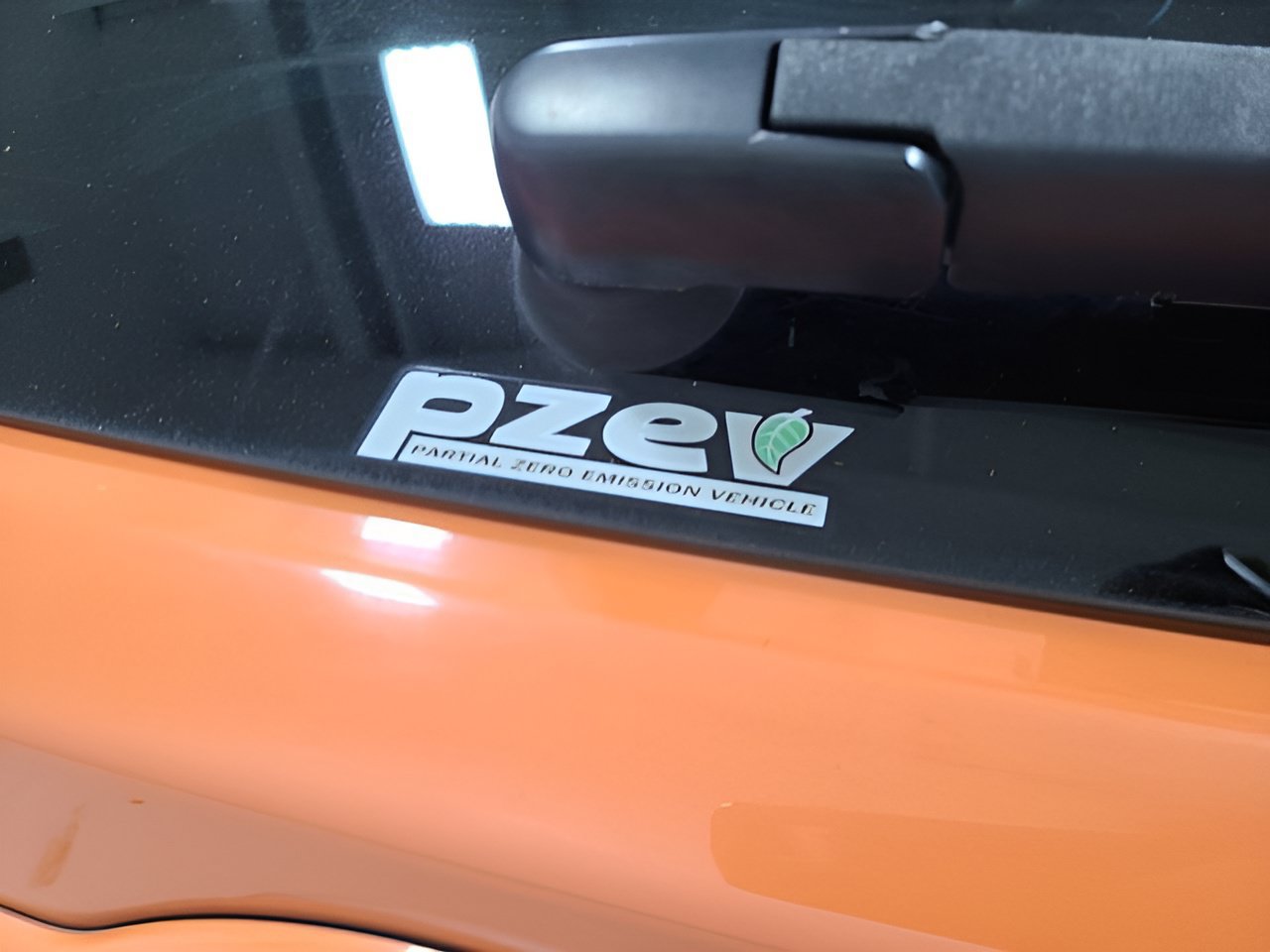 Used 2015 Subaru Crosstrek 2.0i Premium w/ Moonroof Package AWD/4WD image 9